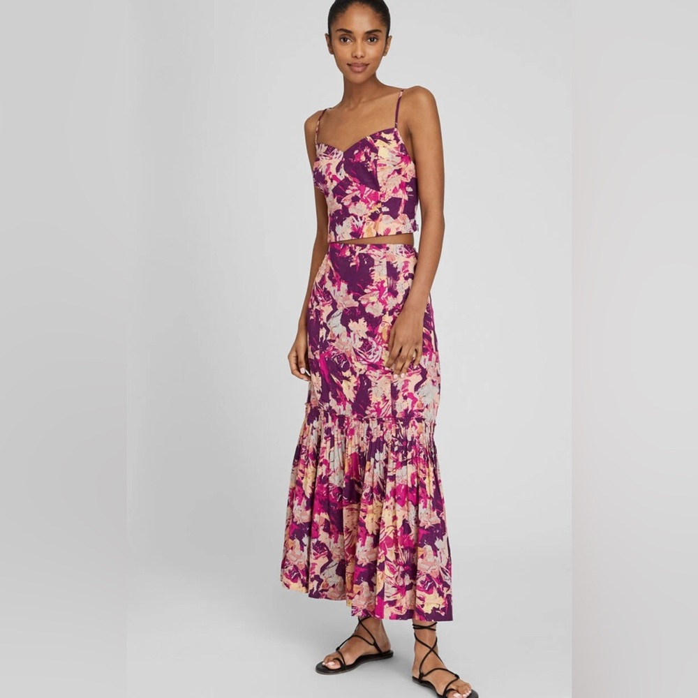 Club Monaco floral maxi skirt and top. Top XS. Bottom
Size 0.